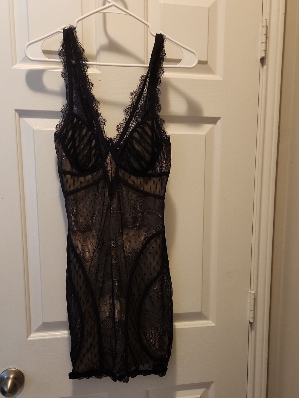 bebe Black Sheer Lace V-Neck Chemise Slip